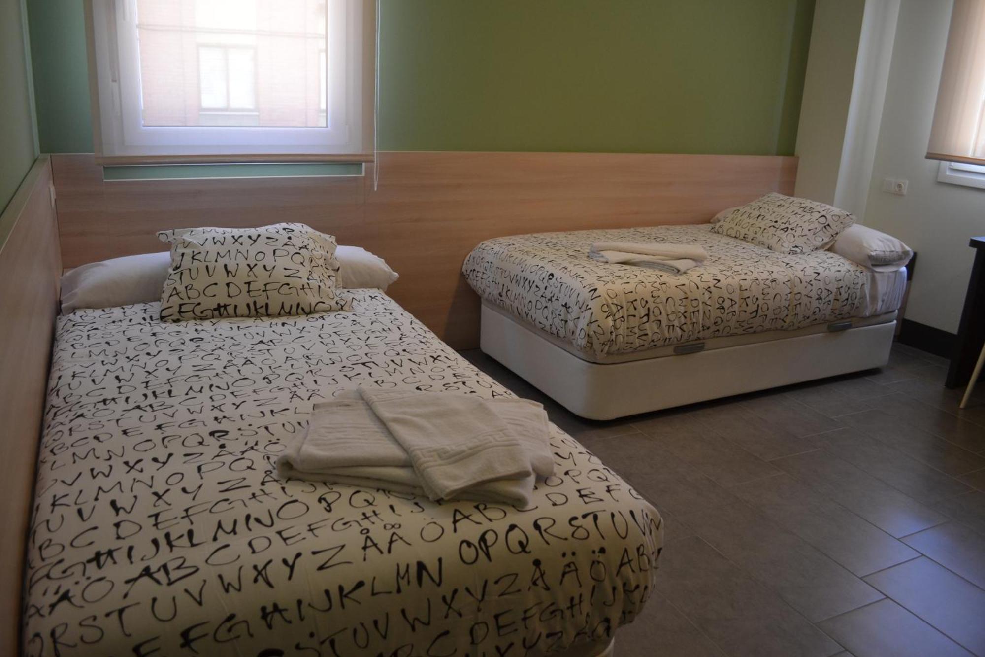 The Factory Residence Hall Сеговия Номер фото